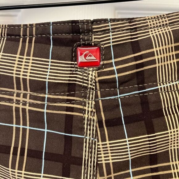 Quiksilver Brown Plaid Board Shorts Swim Trunks sz 34 - Picture 5 of 6